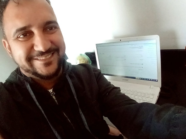 O professor Arlen Luiz da Costa utiliza a ferramenta no celular e no computador. Foto: Arquivo Pessoal 