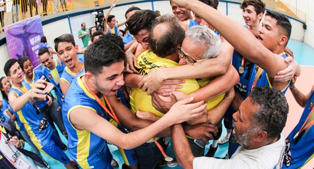Escola Estadual Joaquim Correa, de Juatuba, conquista duas vagas para os Jogos Escolares da Juventude. Foto: Tiago Ciccarini (FEEMG)