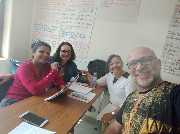 Intercâmbio conta com formações e atividades de desenvolvimento profissional que envolvem aulas de inglês, curso de gestão de projetos e de abordagens centradas no aluno. Foto: Arquivo Pessoal