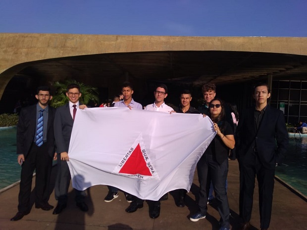 Por Minas Gerais foram selecionados oito jovens, sendo quatro da rede estadual de ensino.Foto: Arquivo Pessoal 