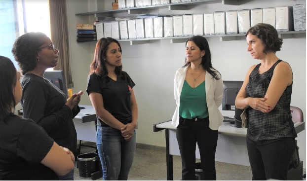 Secretária também conheceu as dependências da SRE. Foto: Arquivo SRE Diamantina