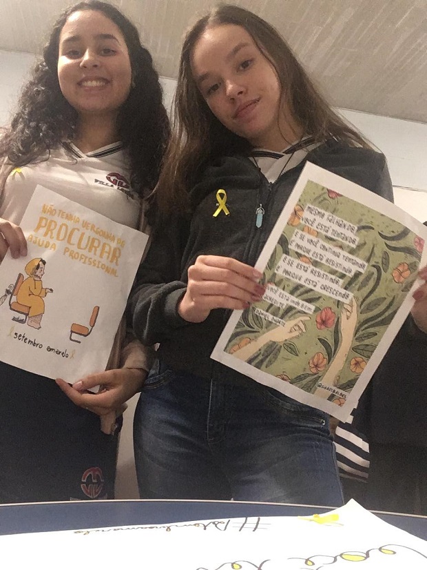 Rafaela da Silva Antunes e Yasmin Maia da Escola Estadual Maestro Villa Lobos. Foto: Arquivo da Escola 