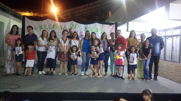 Unidades de ensino se mobilizam para comemorar a data. Foto. Arquivo  Escola Estadual  Menino Jesus de Praga