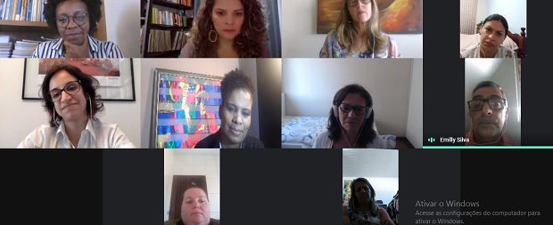 Encontro foi feito de forma virtual com a participação da secretaria de Educação Julia Sant'Anna