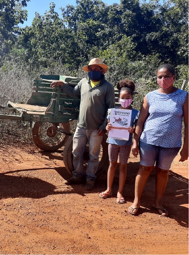 No município de Arinos foi feita parceria com a rede estadual para distribuição dos PETs. Foto: Divulgação