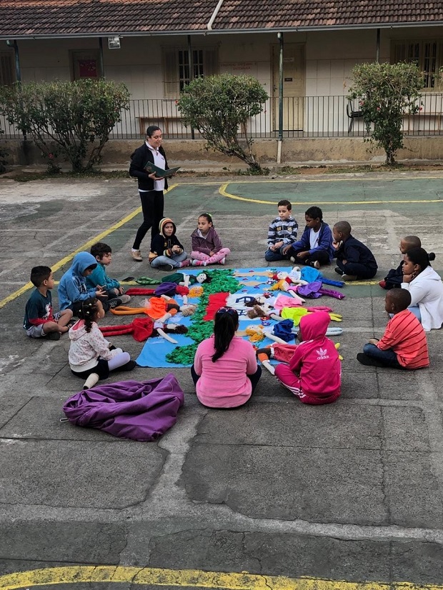 Edleusa Luzia Moreira Pereira de Souza é professora do 1º ano do ensino fundamental da Escola Estadual Coronel Vieira, em Cataguases. Foto: Arquivo Pessoal