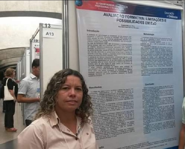 Rita Clara Barbosa Marques é Especialista de Educação Básica na Escola Estadual Francisco Sá, em Montes Claros. Foto: Arquivo Pessoal