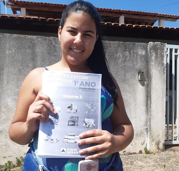 Ludmila Neves Messias também retomou os estudos. Fotos: Arquivo Pessoal