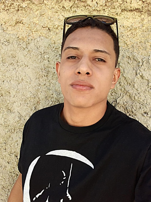 Rafael Pereira Silva, aluno do terceiro ano da Escola Estadual Tancredo Neves, em Almenara, no Norte de Minas, recomenda a modalidade. Foto: Arquivo pessoal