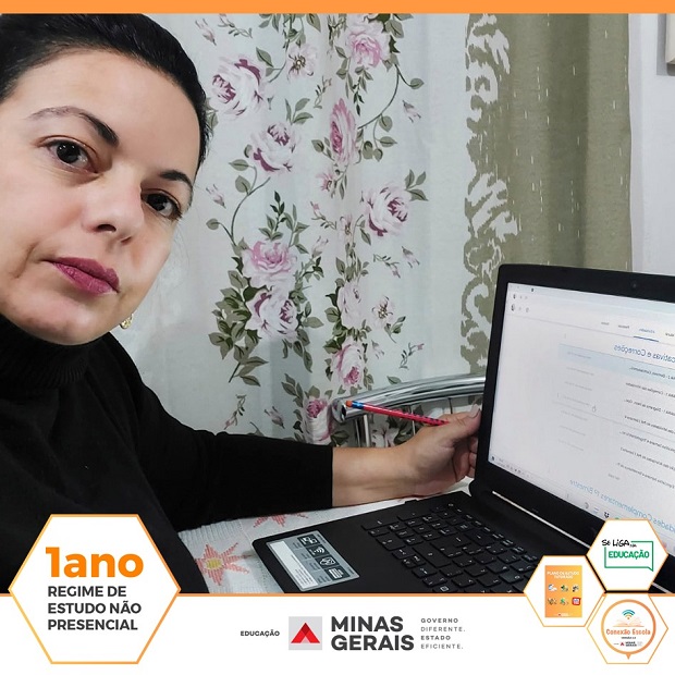 A professora de Matemática, Mariana, destacou os benefícios do Conexão Escola 2.0. Foto: Arquivo Pessoal  