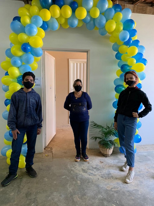 Gustavo, Vera e Anita aprovaram os protocolos sanitários implementados pela escola. Foto: Arquivo da Escola 