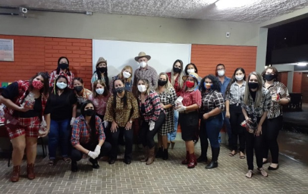 Ações na escola tiveram o envolvimento das famílias sendo também motivadas pelos professores. Foto: acervo da escola
