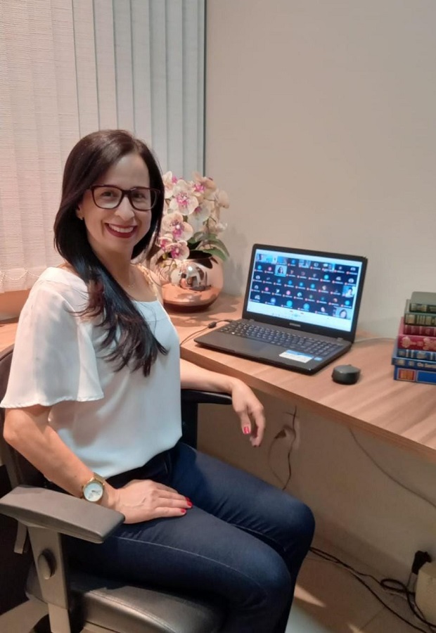 Professora Shantynett, da E.E. Betânia Tolentino Silveira. Foto: Arquivo Pessoal