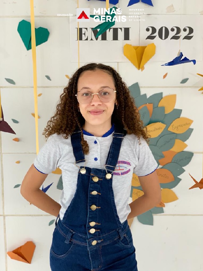 Ana Luiza Neri Valadares, de 15 anos, foi escolhida para representar Minas Gerais no Senado Federal. Foto: Arquivo pessoal 