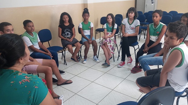 Equipe do NAE da SRE/Janaúba promove encontro com alunos 