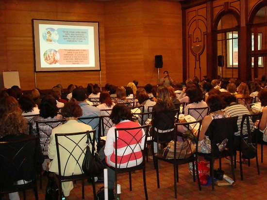 Educadores se reunem para discutir os desafios da educação básica para os próximos quatro anos. Foto: ACS SEE