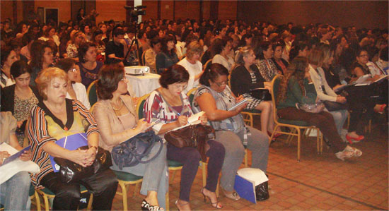Cerca de 400 educadores participam do encontro, no Hotel Ouro Minas. Foto: ACS SEE