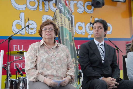 Secretária Ana Lúcia Gazzola ao lado do presidente da ALMG, Dinis Pinheiro, parceiros no concurso. FOTO: Renato Cobucci/Secom