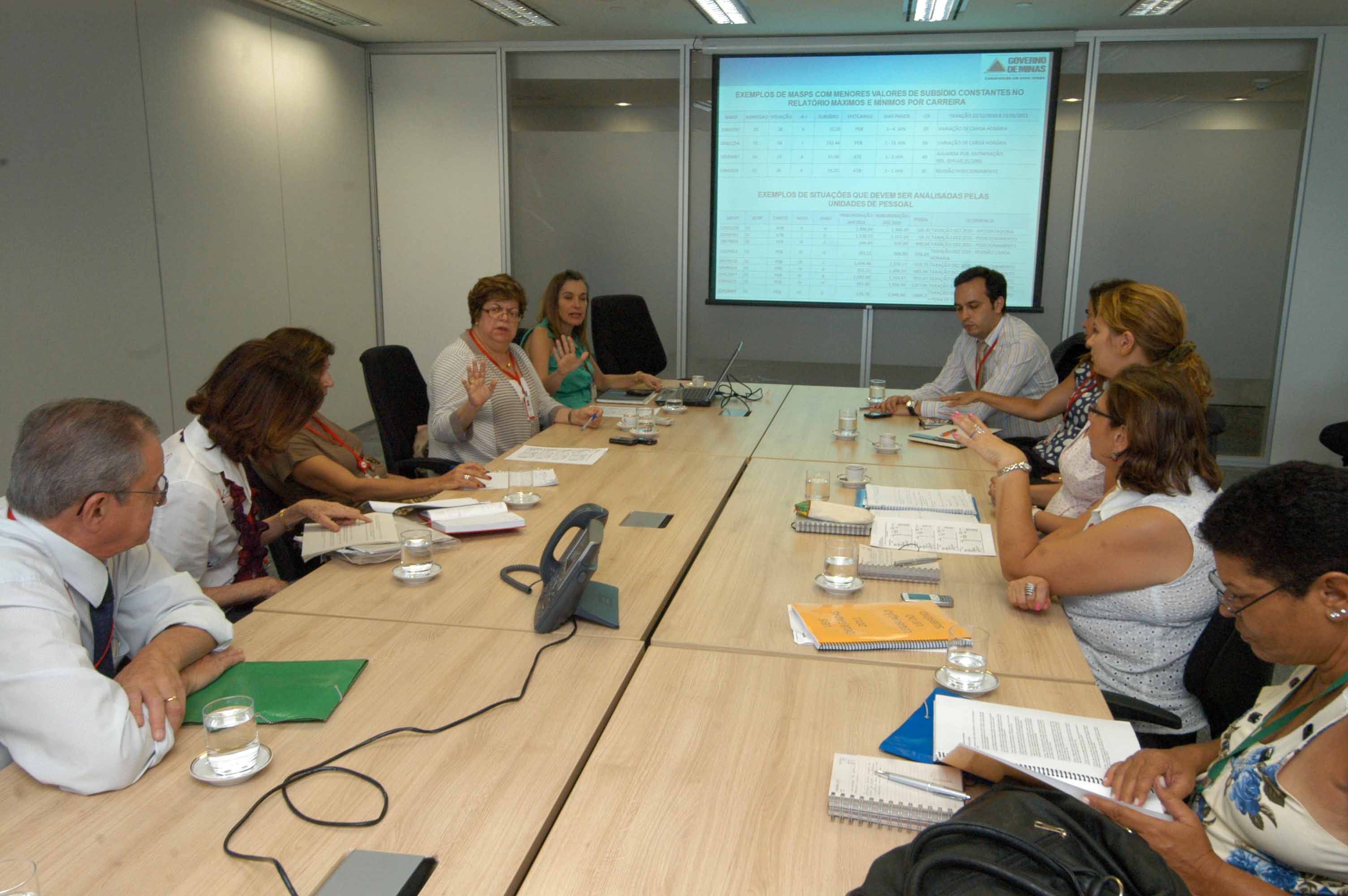 reuniao-das-secretarias-ana-gazolla-renata-vilhena-sindiute-credito-renato-cobucci-secom-mg-0011