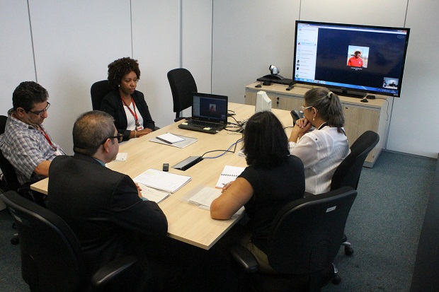 Videoconferência foi realizada nesta sexta-feira. Foto: Geanine Nogueir ACS/SEE
